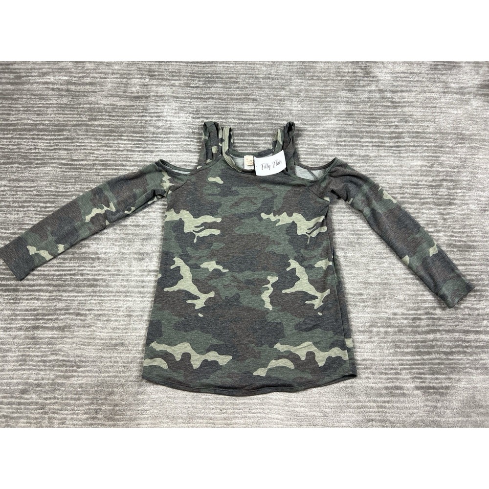 7th Ray Top Womens‎ Medium Green Camo Cutout Long Sleeve NWT